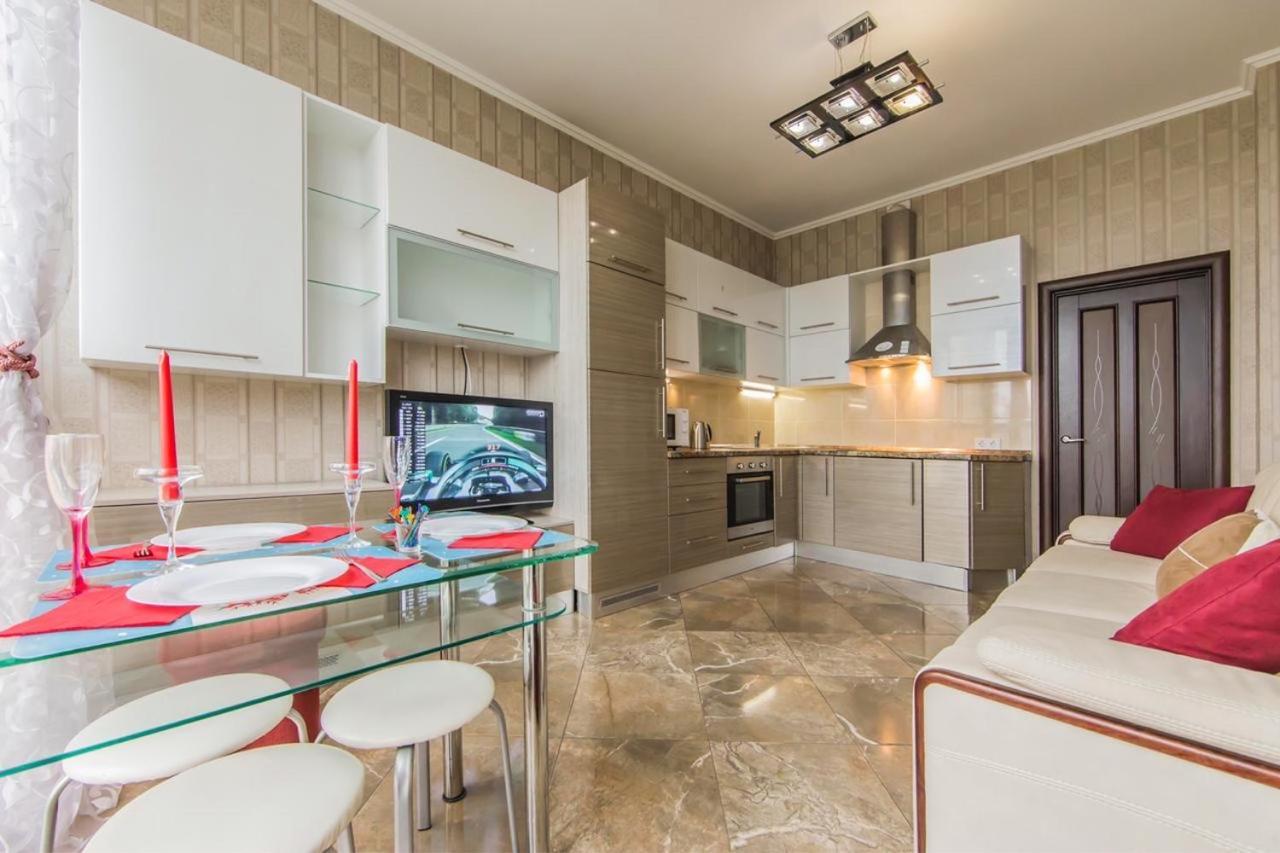 Rent-kiev 2 Min Metro Chernihivska Lux * كييف